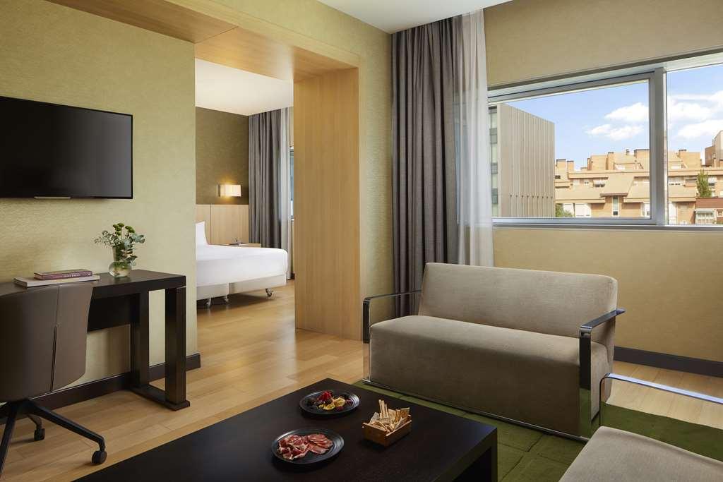 Nh Ribera Del Manzanares Otel Madrid Oda fotoğraf